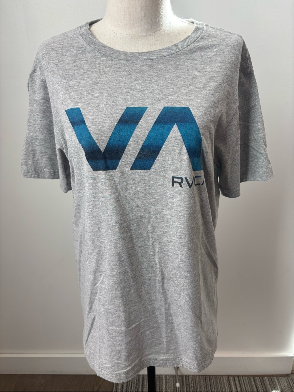 RVCA Light Gray Short-Sleeve Tee with Blue Gradient VA Logo